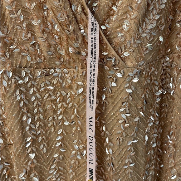 NWT MacDuggal Pink Embellished Flutter Sleeve Gown$698 Sz 16 - Picture 8 of 8